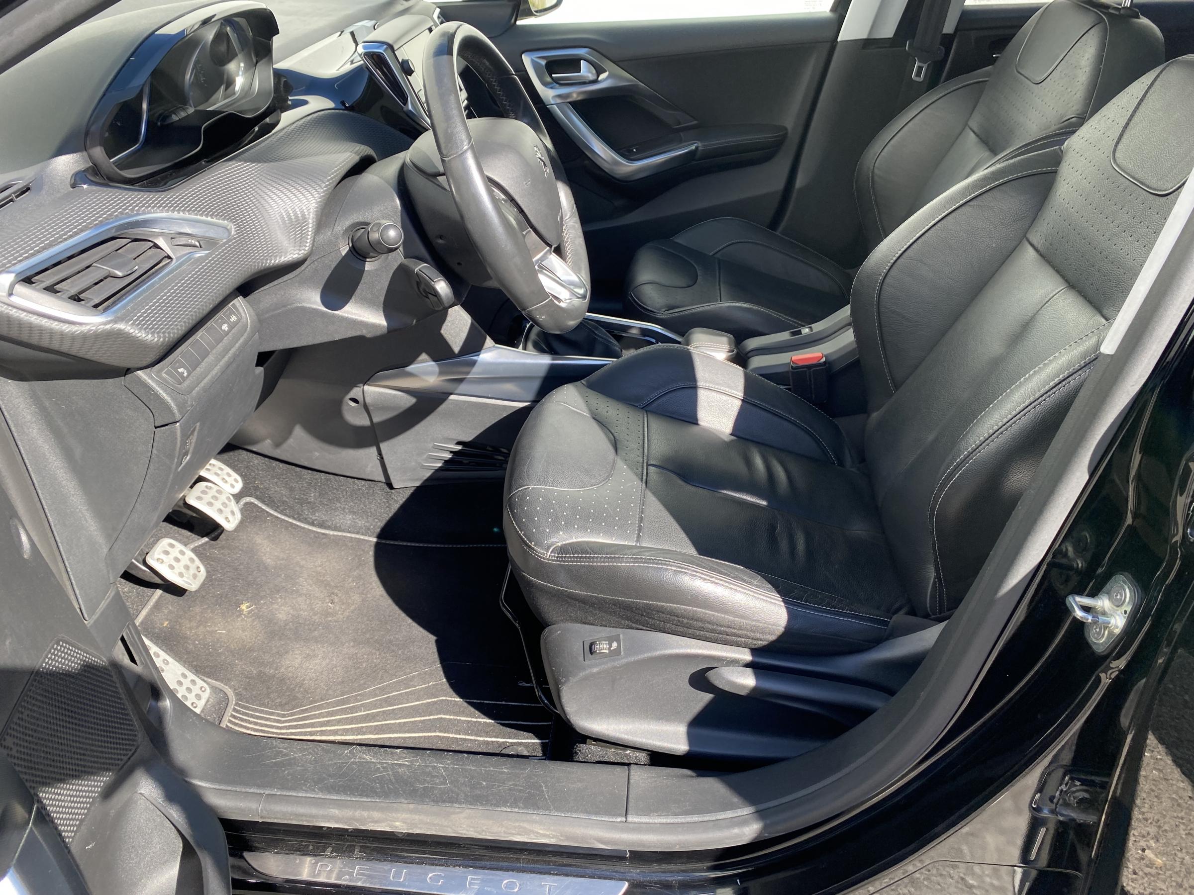 Peugeot 2008, 2014 - pohled č. 10