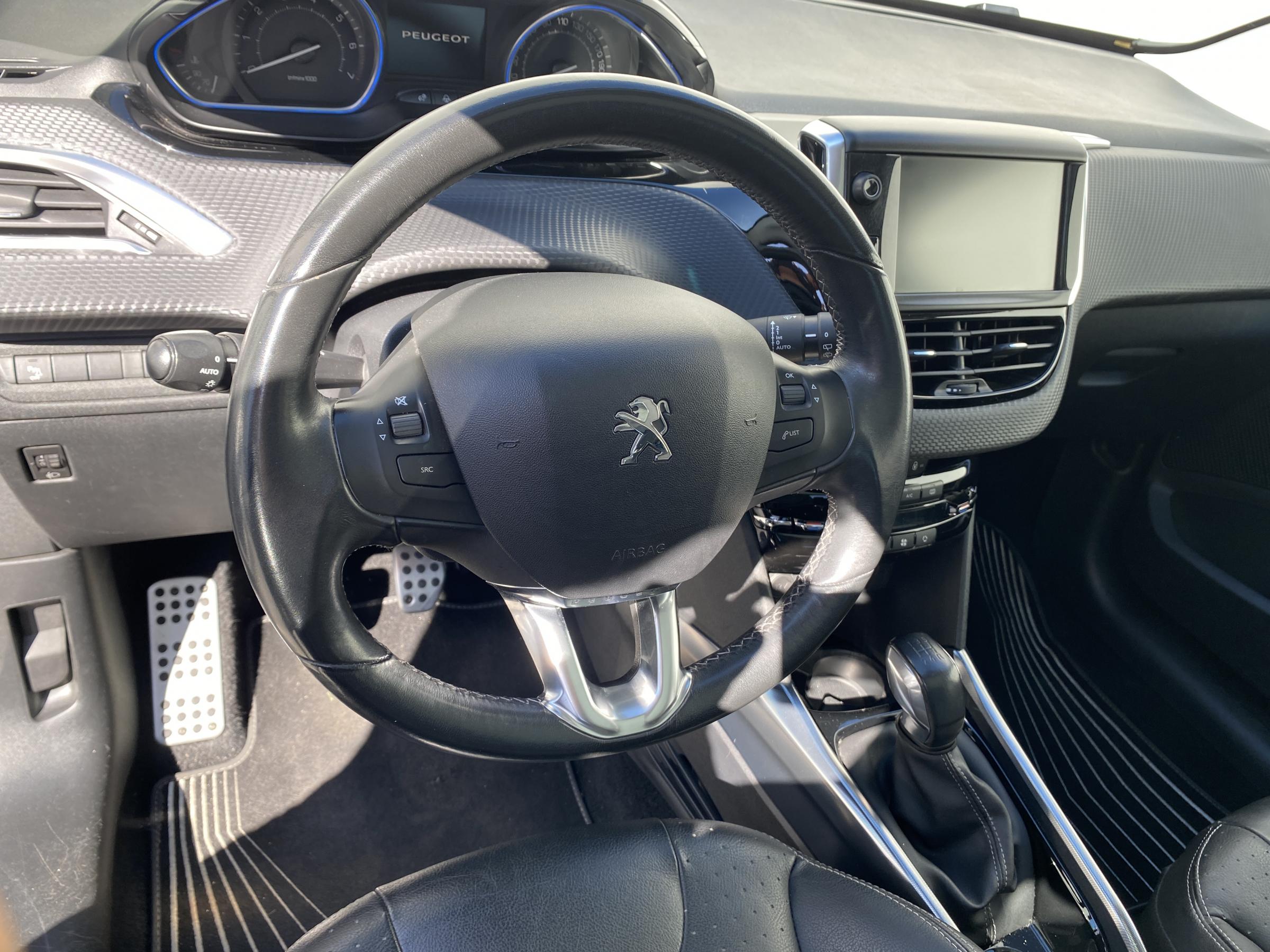 Peugeot 2008, 2014 - pohled č. 14