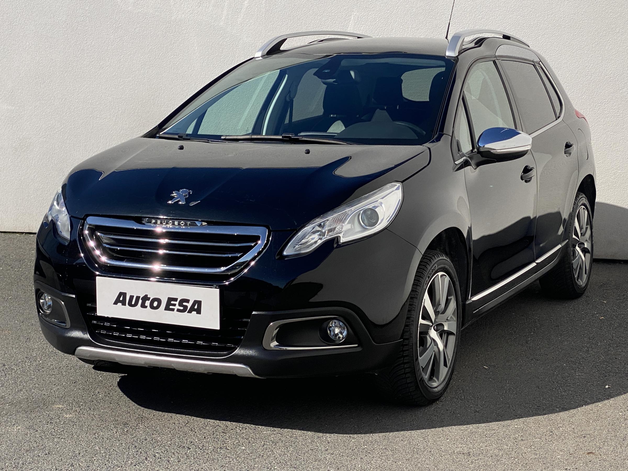 Peugeot 2008, 2014 - pohled č. 3