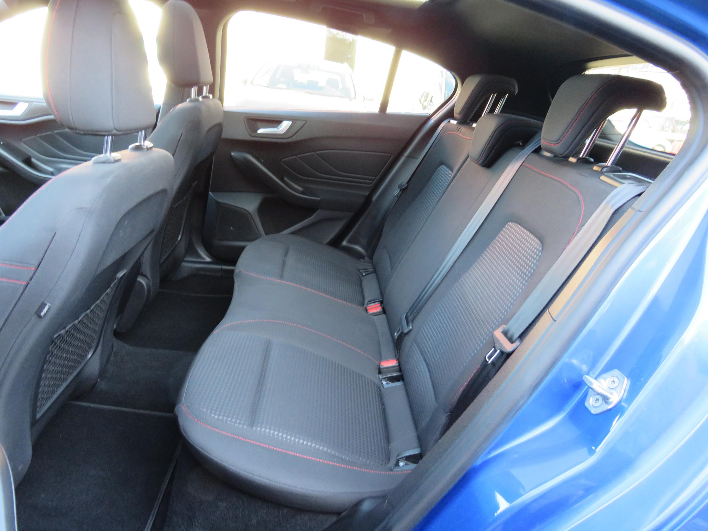 Ford Focus, 2020 - pohled č. 10