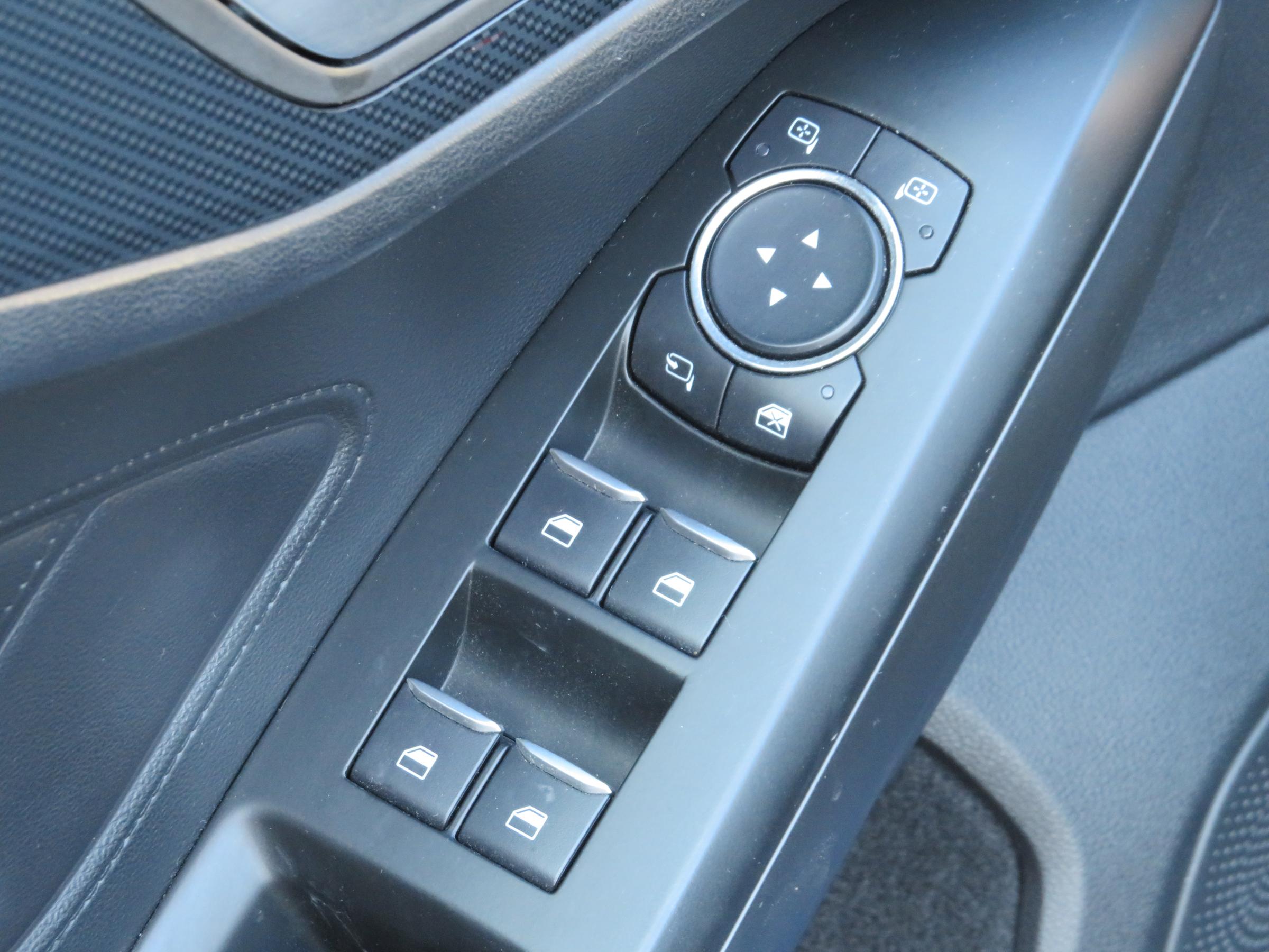 Ford Focus, 2020 - pohled č. 12