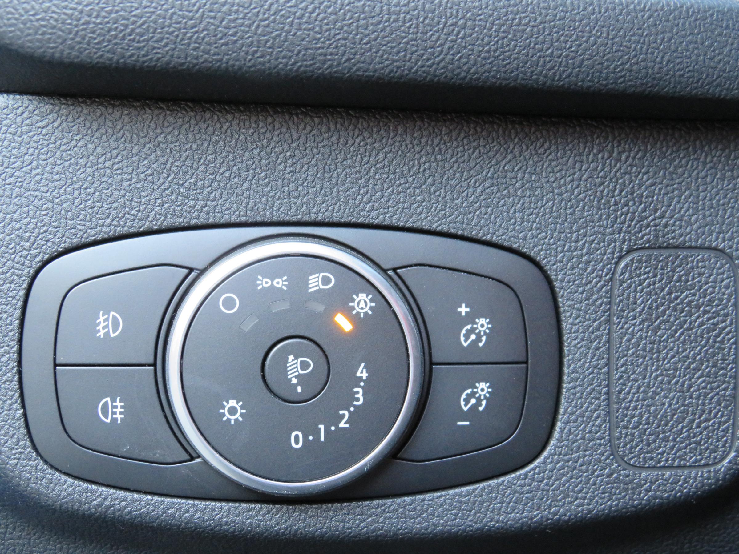 Ford Focus, 2020 - pohled č. 13