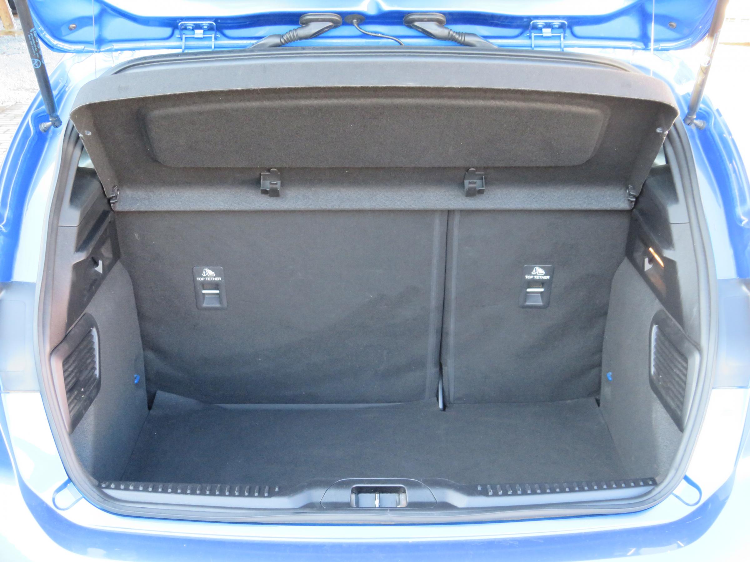 Ford Focus, 2020 - pohled č. 7