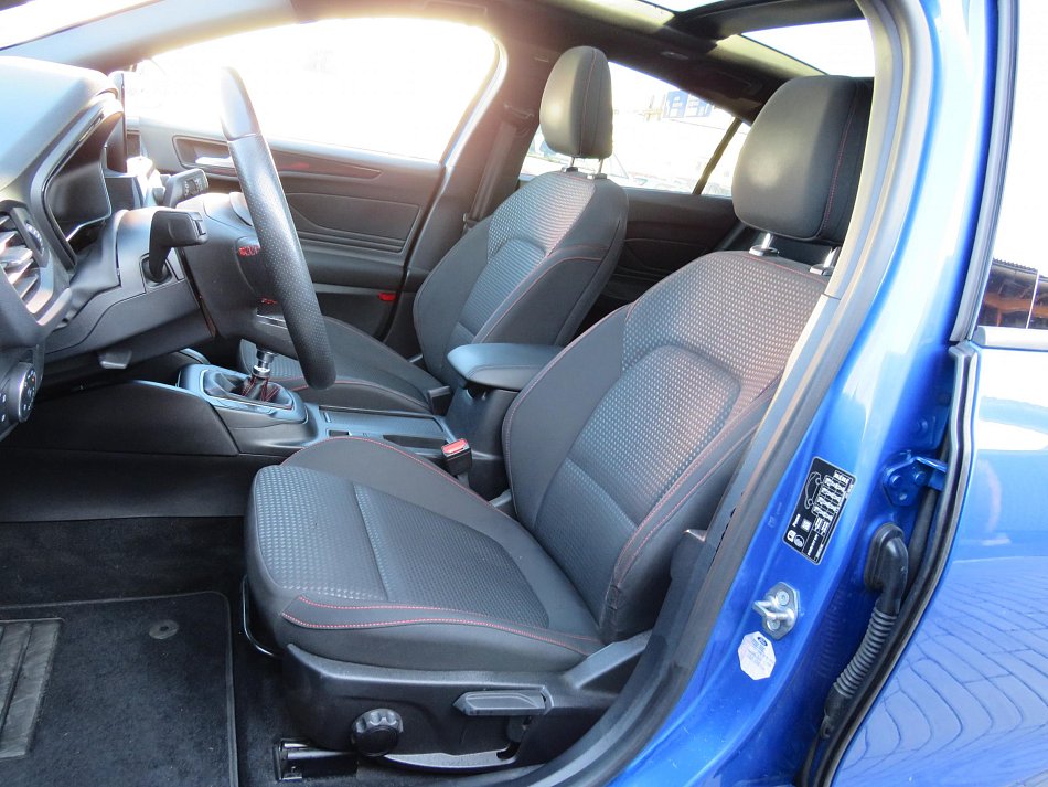 Ford Focus 1.0 EB ST-Line