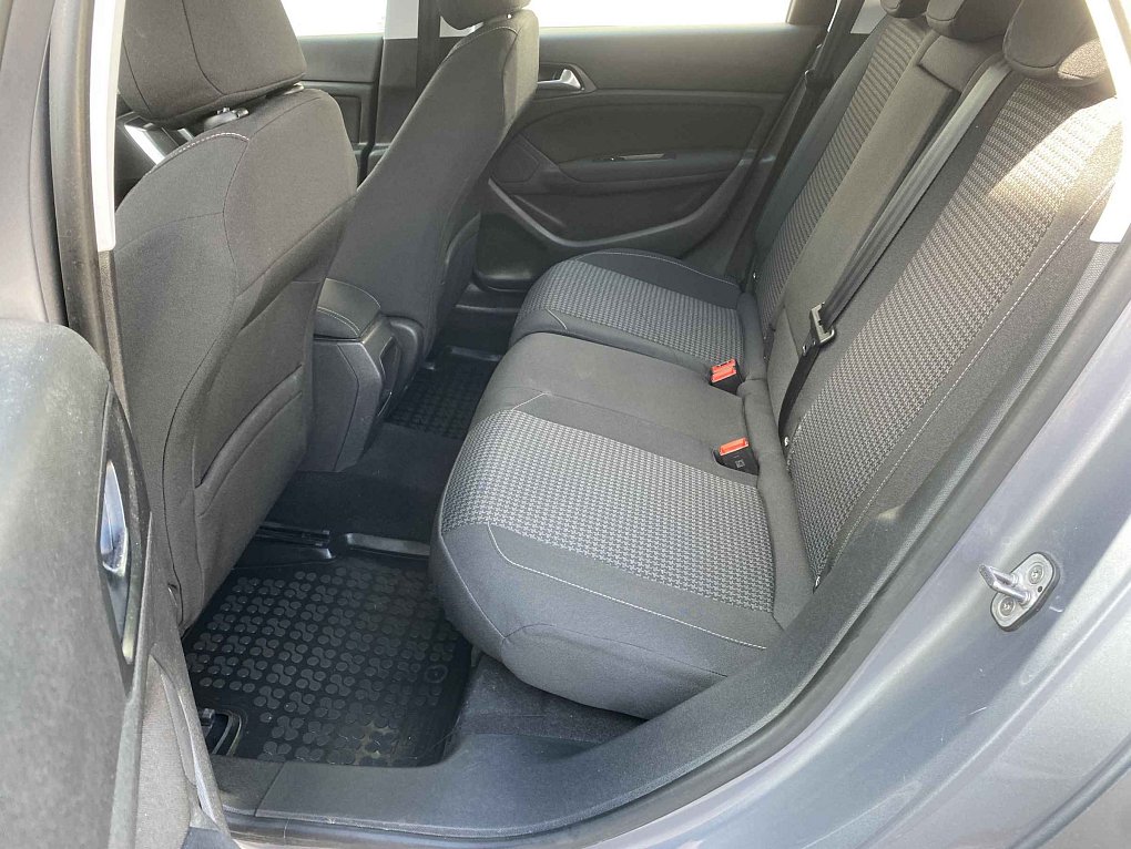 Peugeot 308 1.6 HDi 