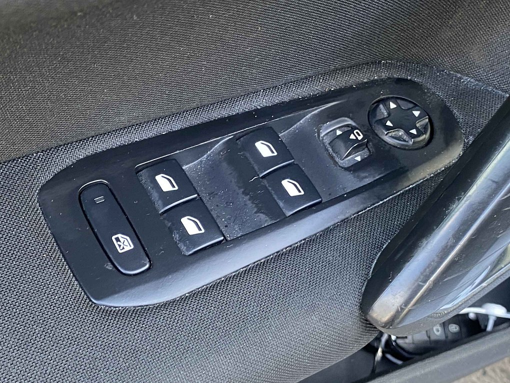 Peugeot 308 1.6 HDi 
