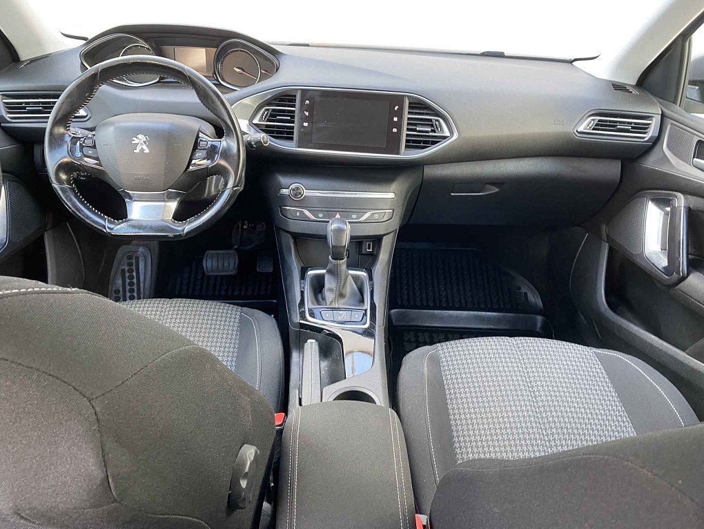 Peugeot 308 1.6 HDi 