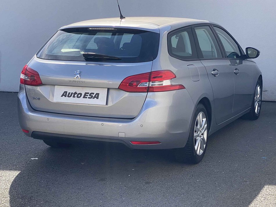 Peugeot 308 1.6 HDi 