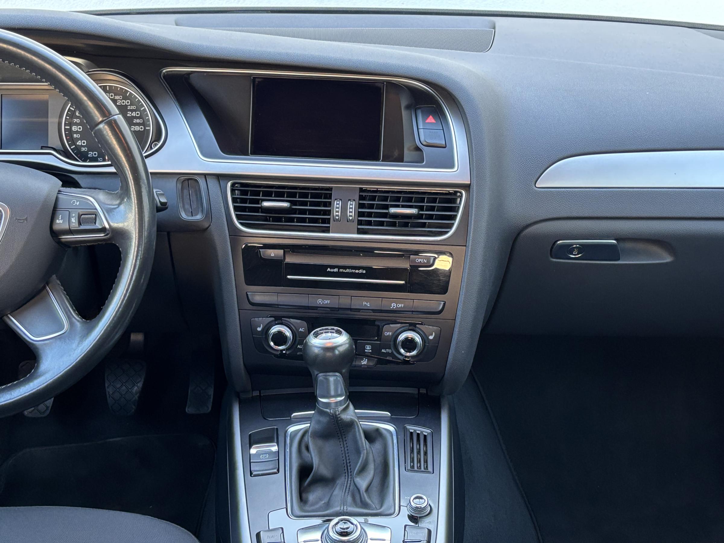 Audi A4, 2013 - pohled č. 10