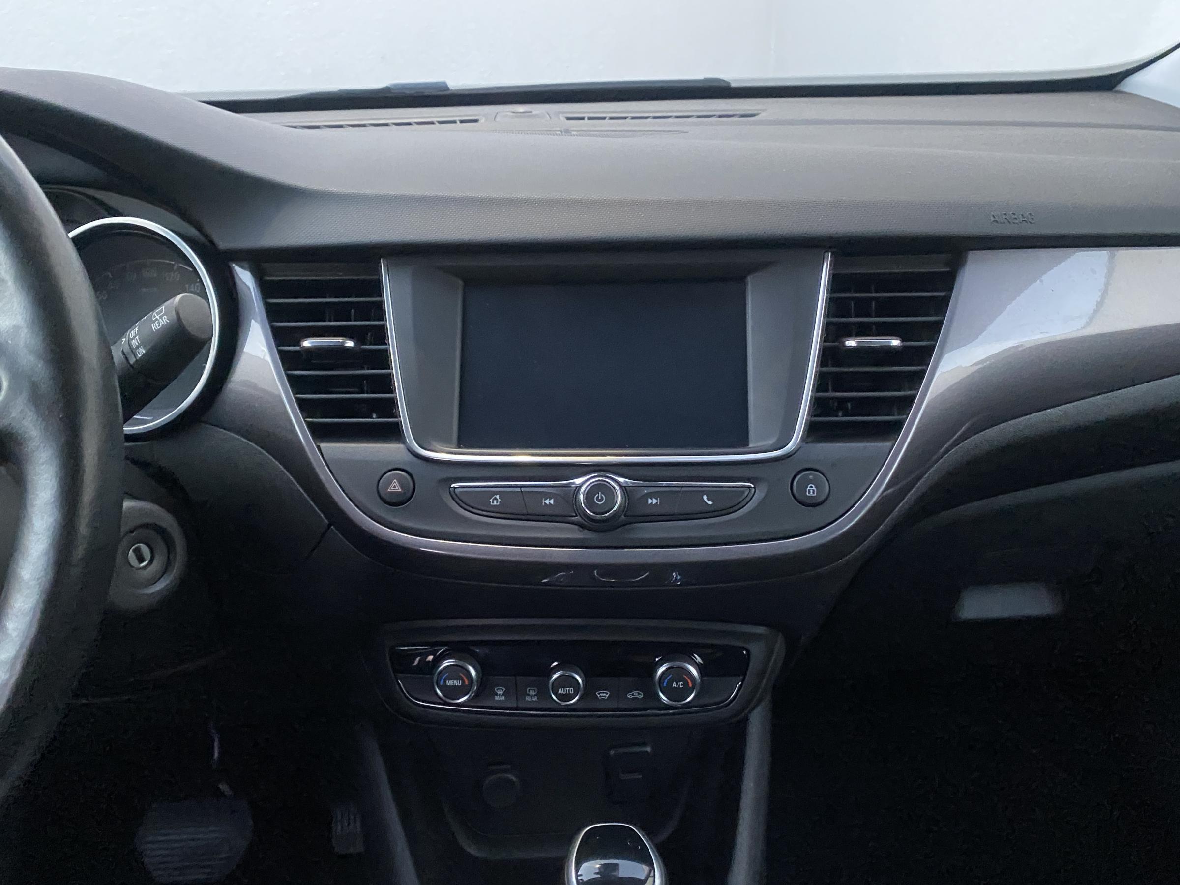 Vauxhall Crossland X, 2019 - pohled č. 12