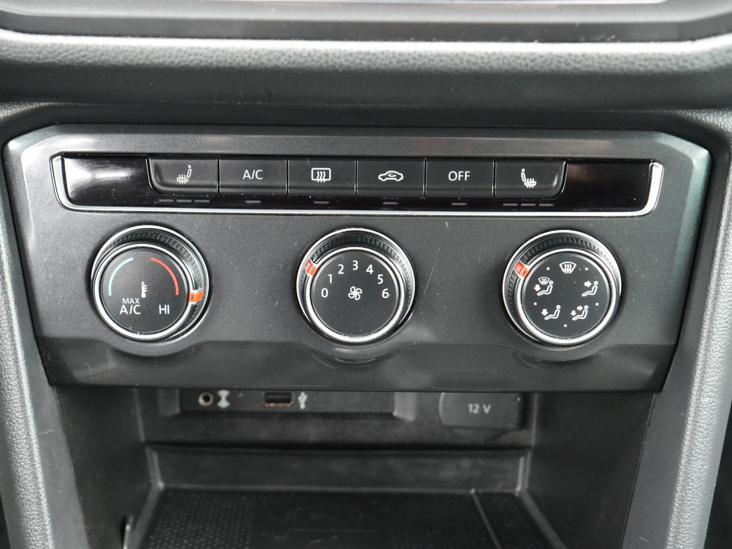 Volkswagen Tiguan, 2017 - pohled č. 13