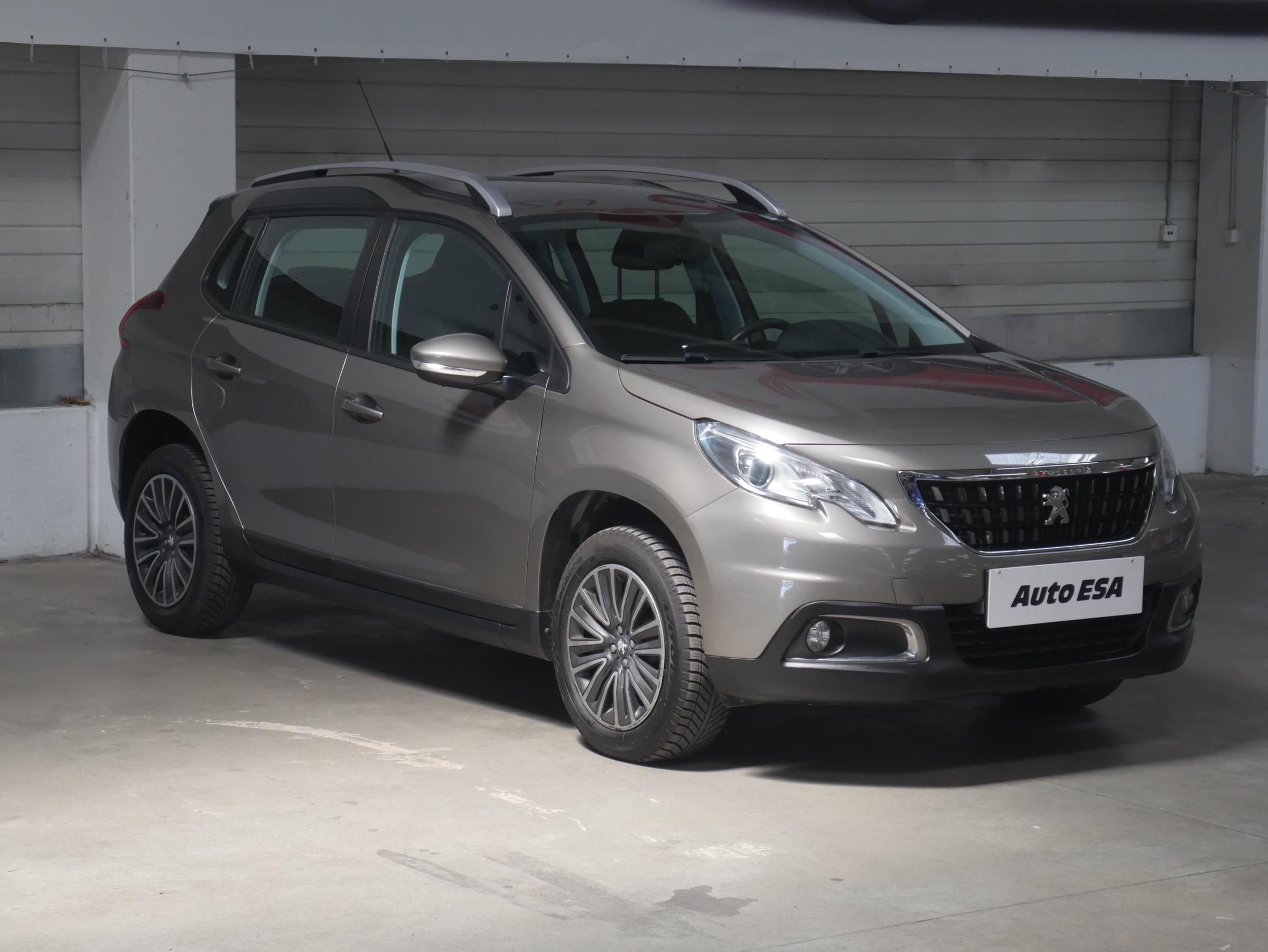 Peugeot 2008, 2017 - celkový pohled