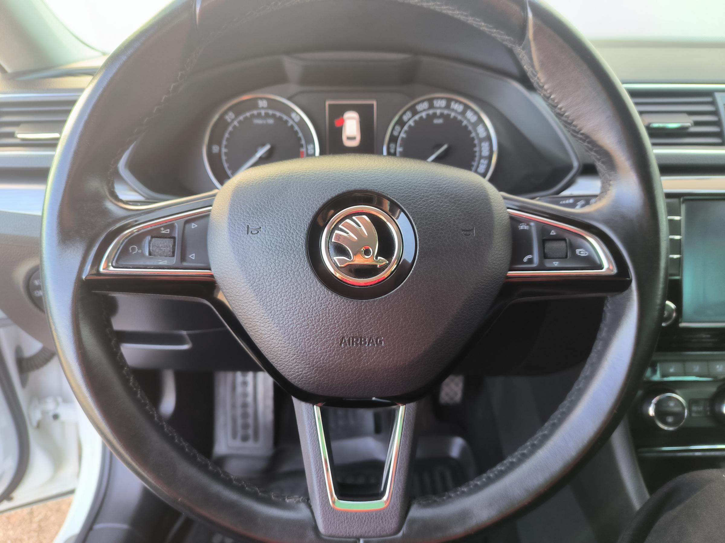 Škoda Superb III, 2017 - pohled č. 22