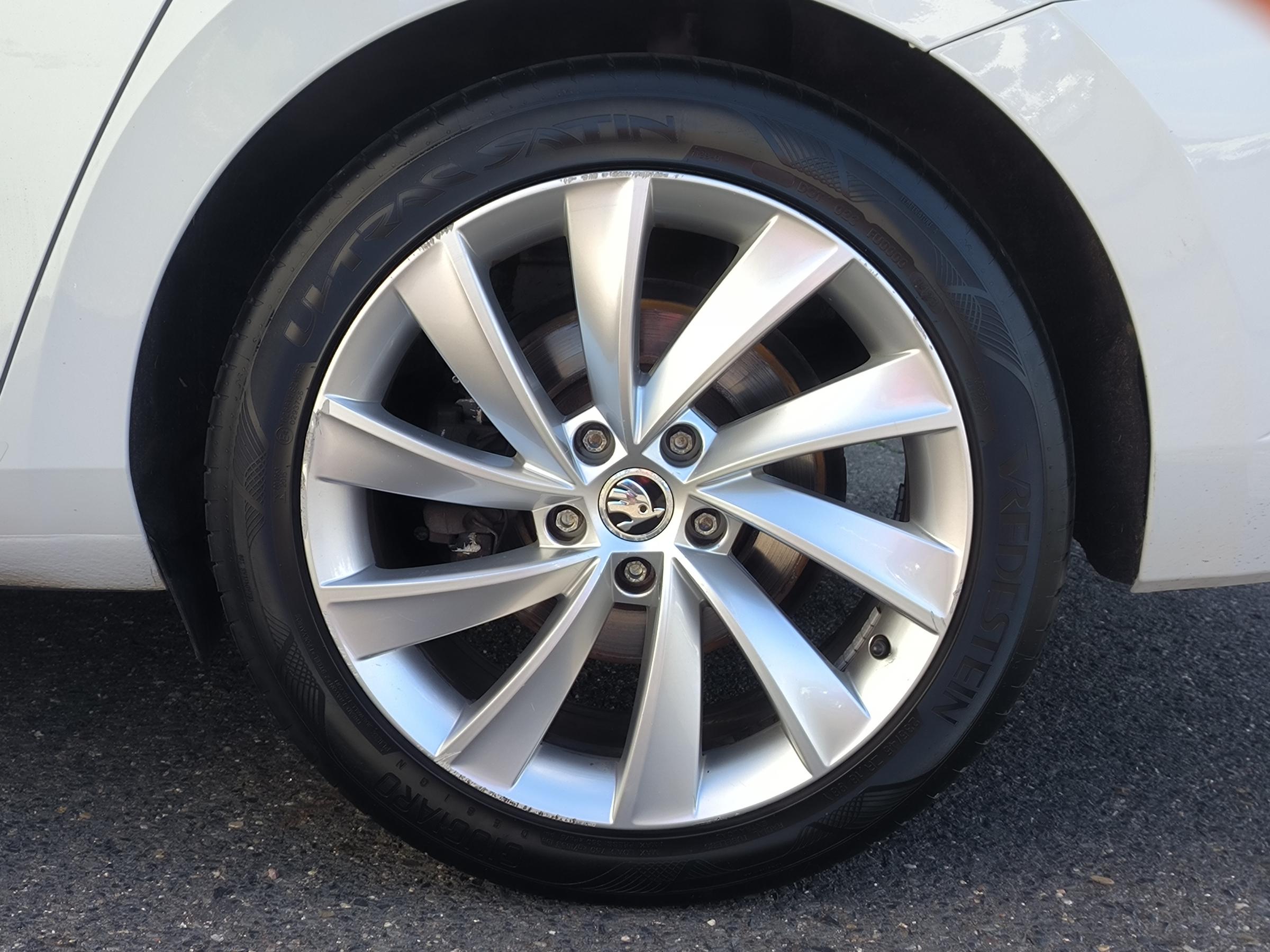 Škoda Superb III, 2017 - pohled č. 26