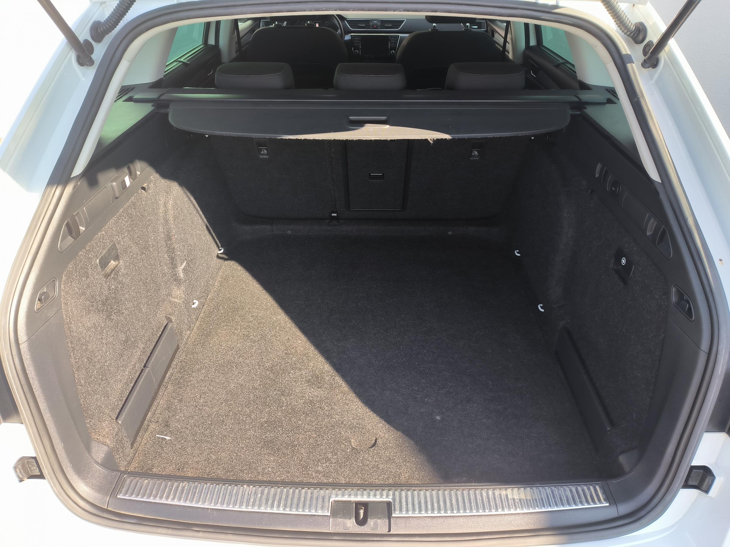 Škoda Superb III, 2017 - pohled č. 7