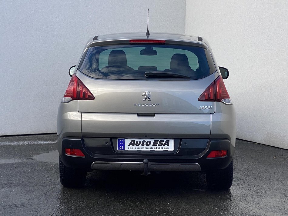 Peugeot 3008 1.2 PT Allure