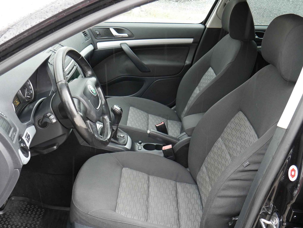 Škoda Octavia II 1.2 TSi Ambiente