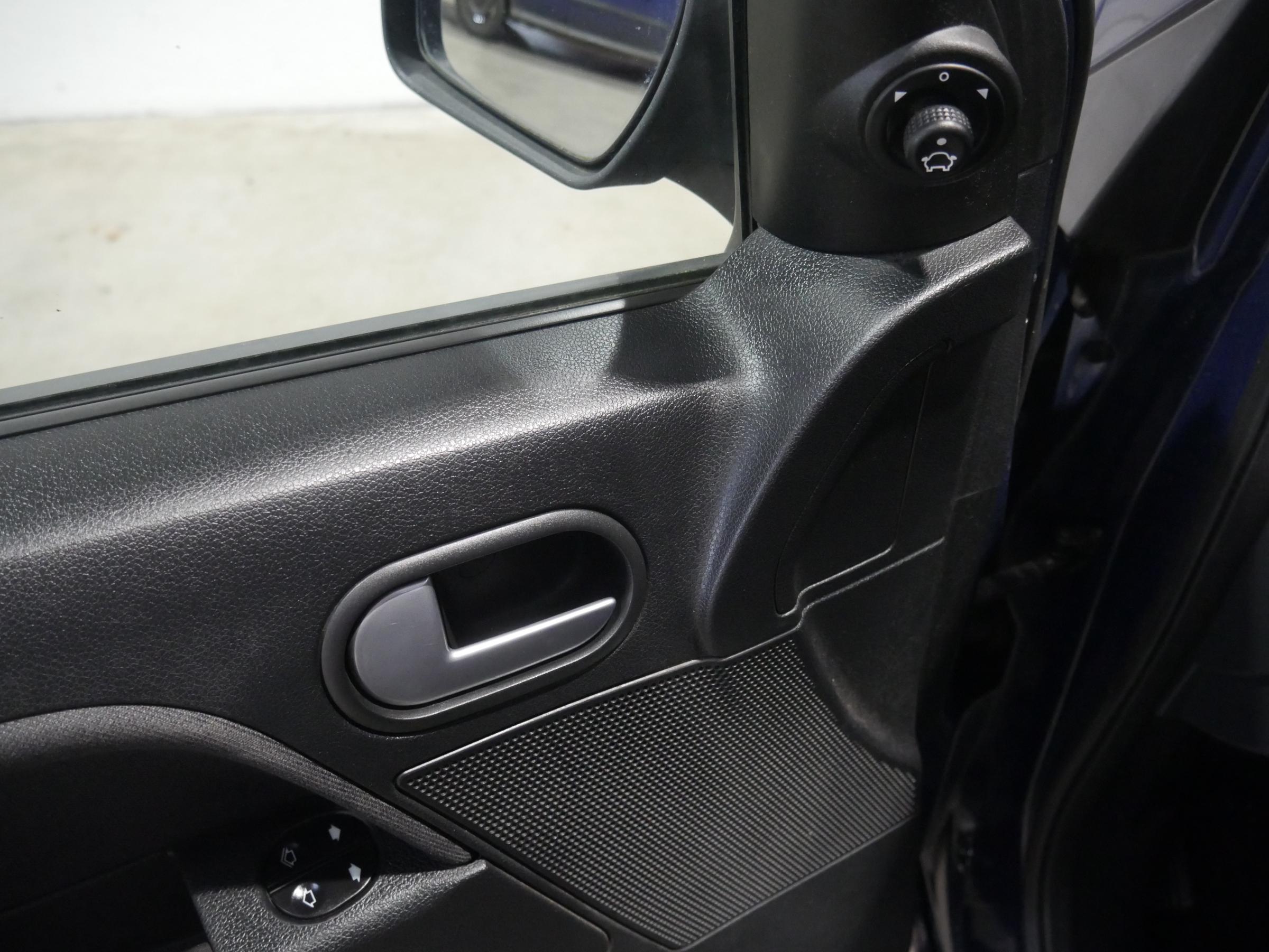 Ford Fusion, 2011 - pohled č. 11