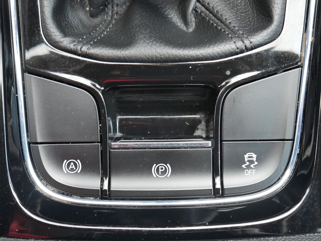 Škoda Karoq 1.6 TDi Ambition