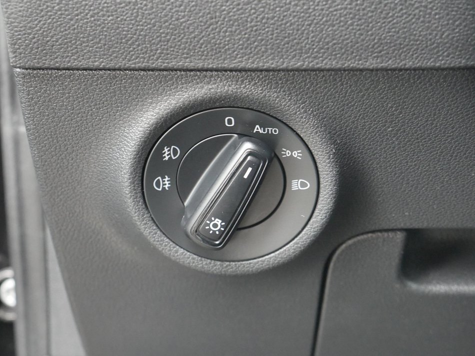 Škoda Karoq 1.6 TDi Ambition