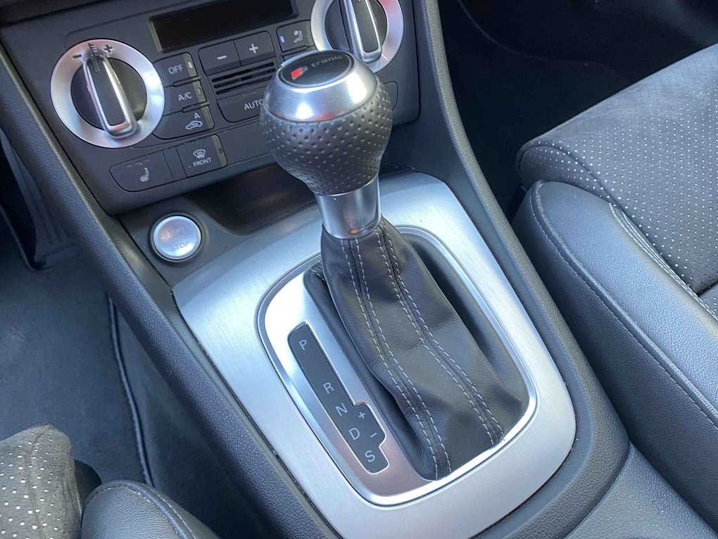 Audi Q3 2.0 TDi S-line quattro