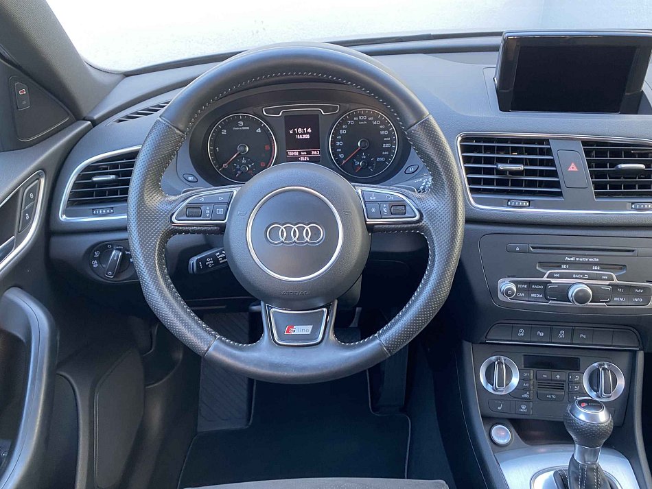 Audi Q3 2.0 TDi S-line quattro