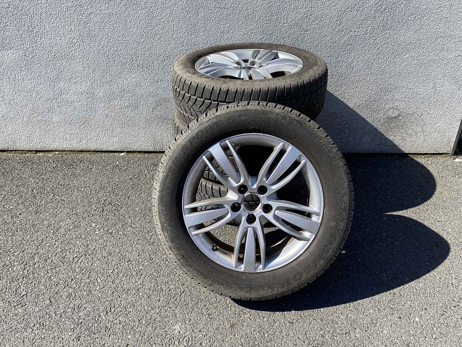 Audi Q3 2.0 TDi S-line quattro