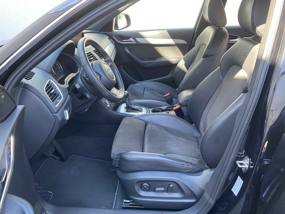 Audi Q3 2.0 TDi S-line quattro