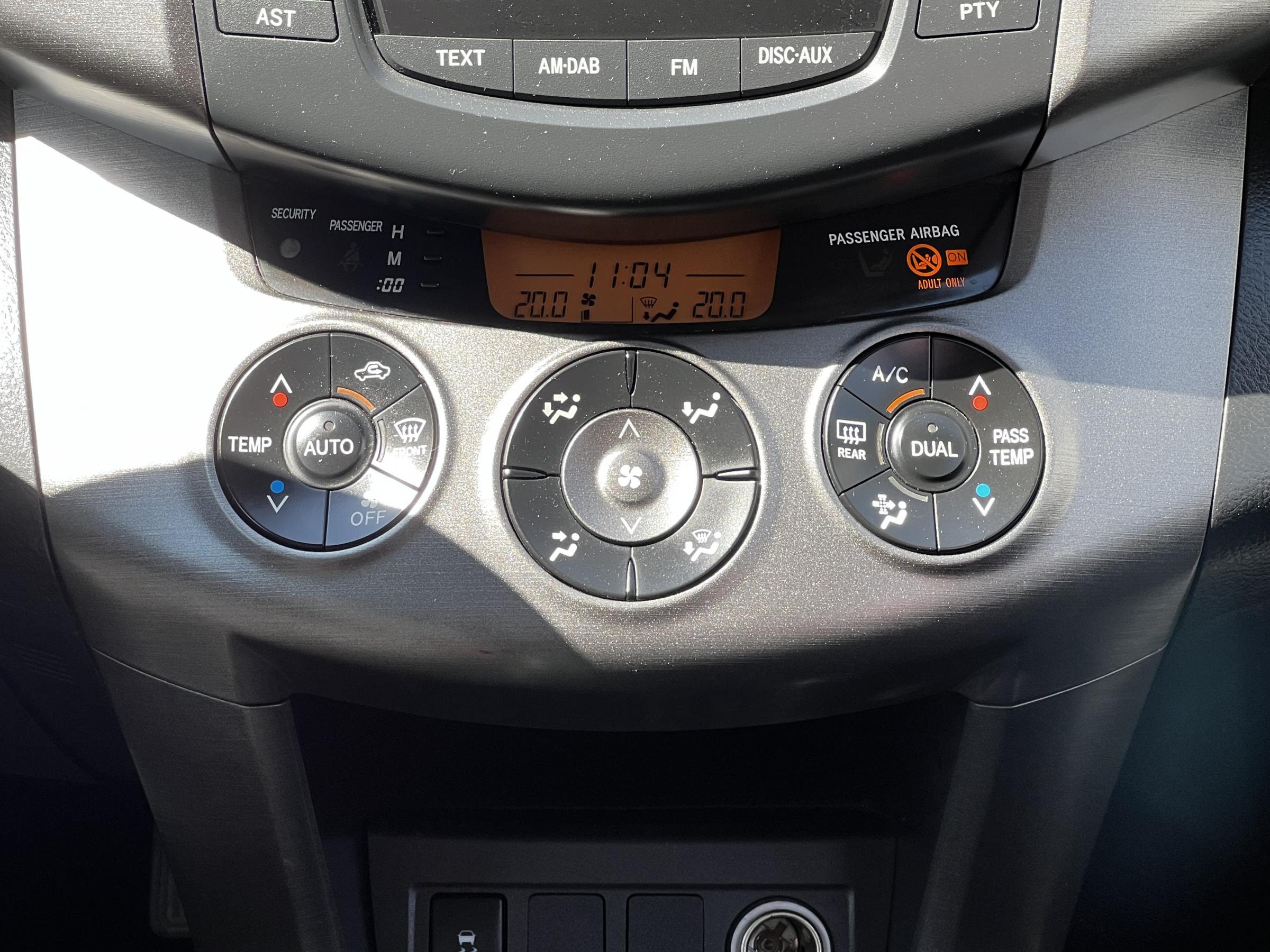 Toyota RAV4, 2010 - pohled č. 18