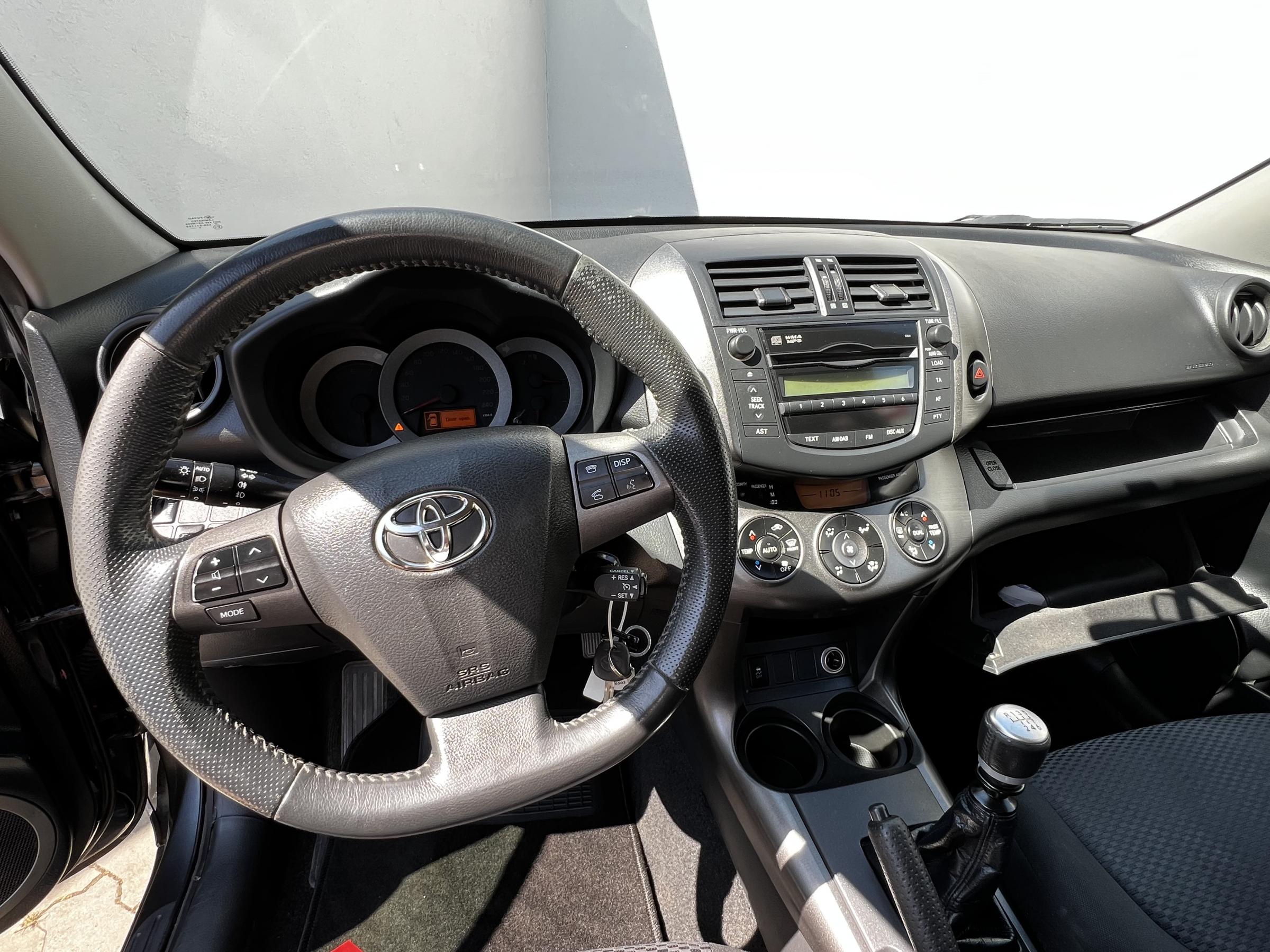 Toyota RAV4, 2010 - pohled č. 20