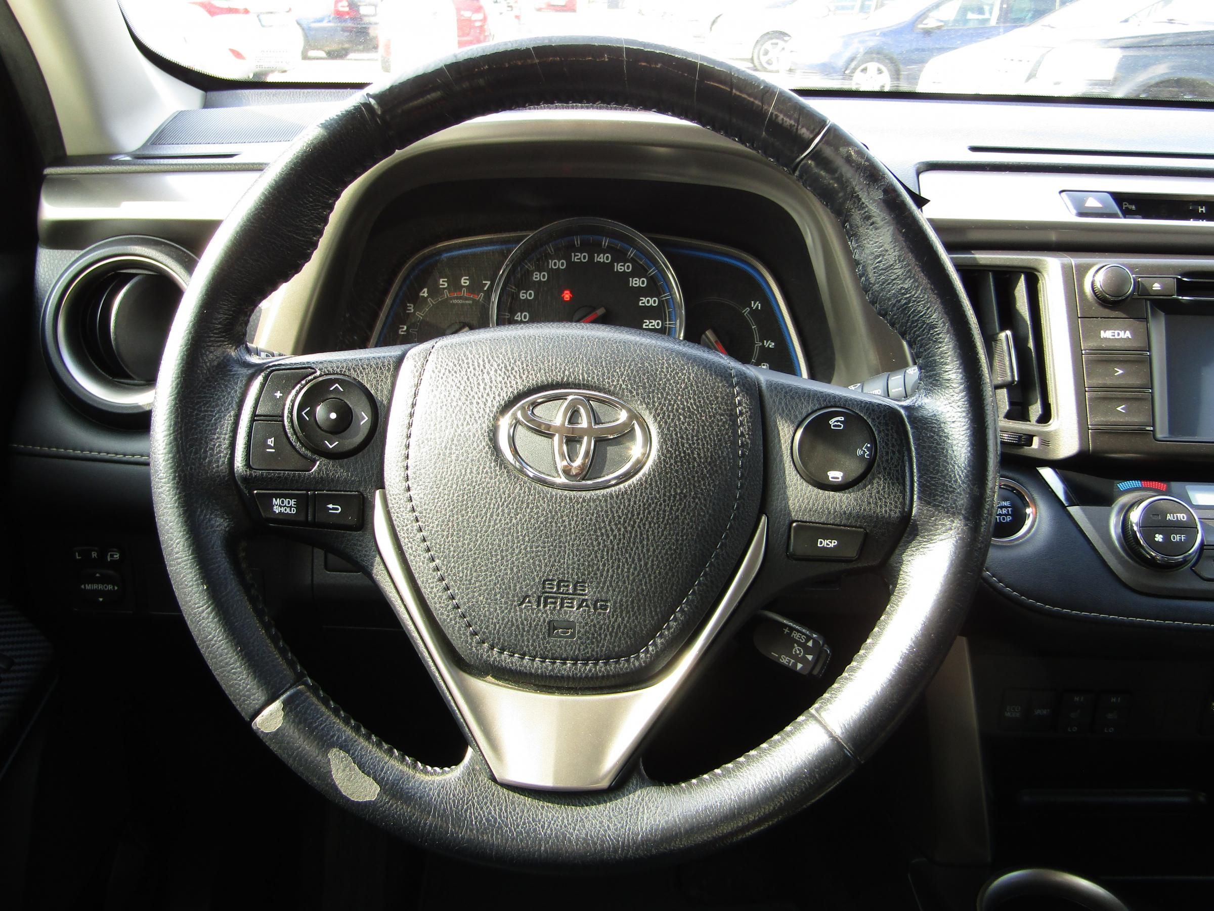 Toyota RAV4, 2014 - pohled č. 11