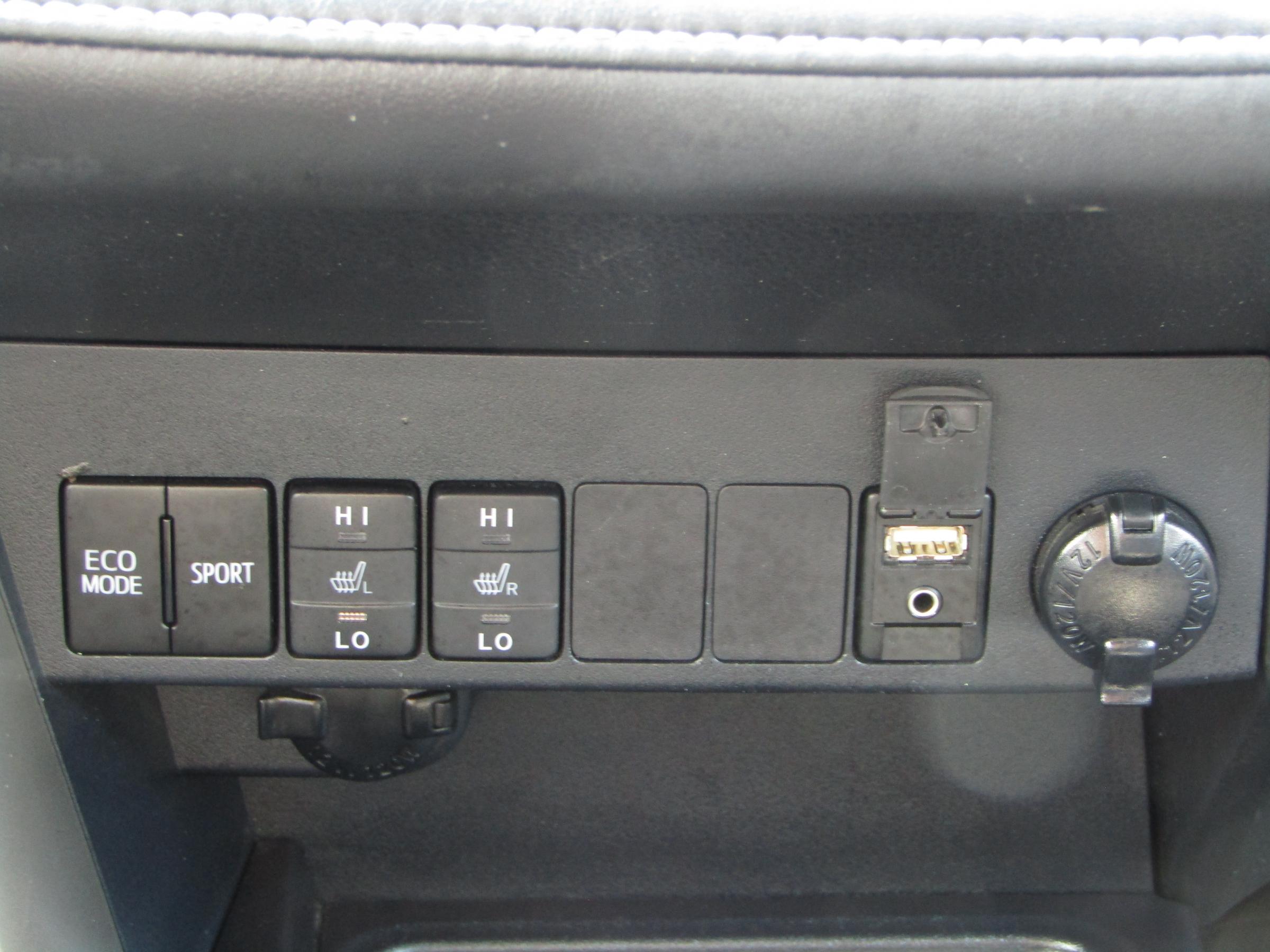 Toyota RAV4, 2014 - pohled č. 16