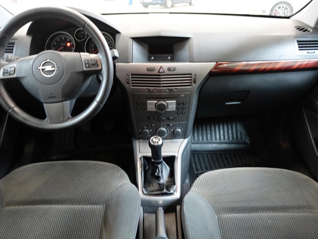Opel Astra 1.6i 