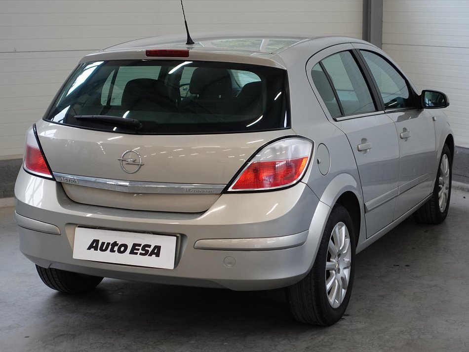 Opel Astra 1.6i 