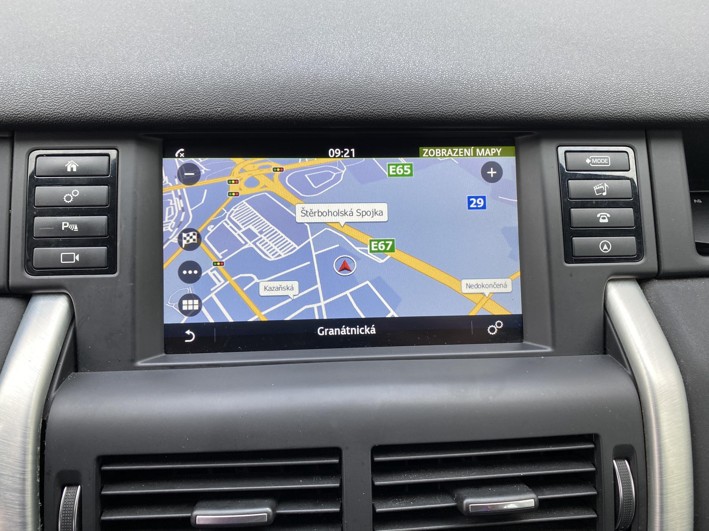 Land Rover Discovery Sport, 2018 - pohled č. 15