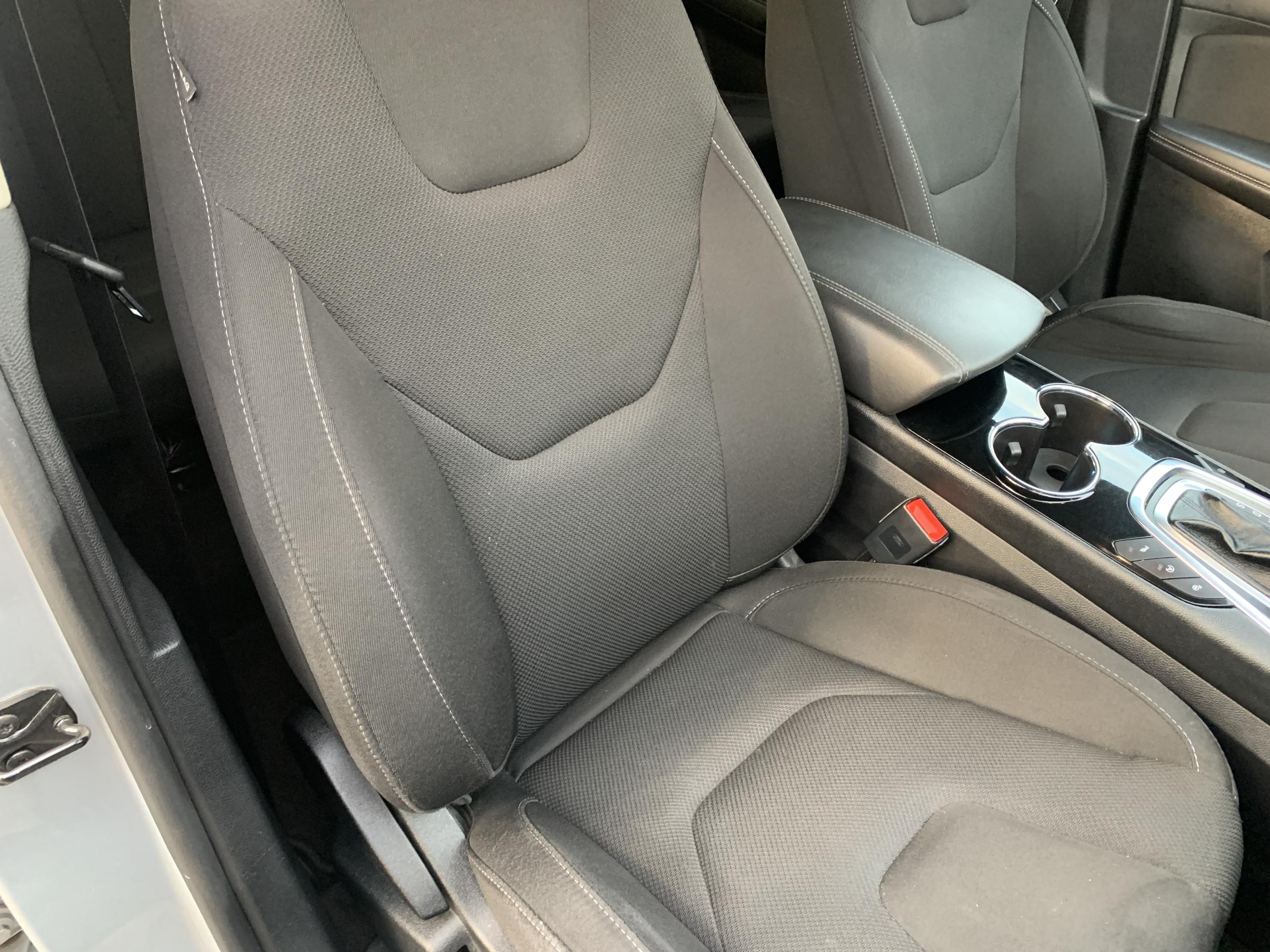 Ford S-MAX, 2016 - pohled č. 12