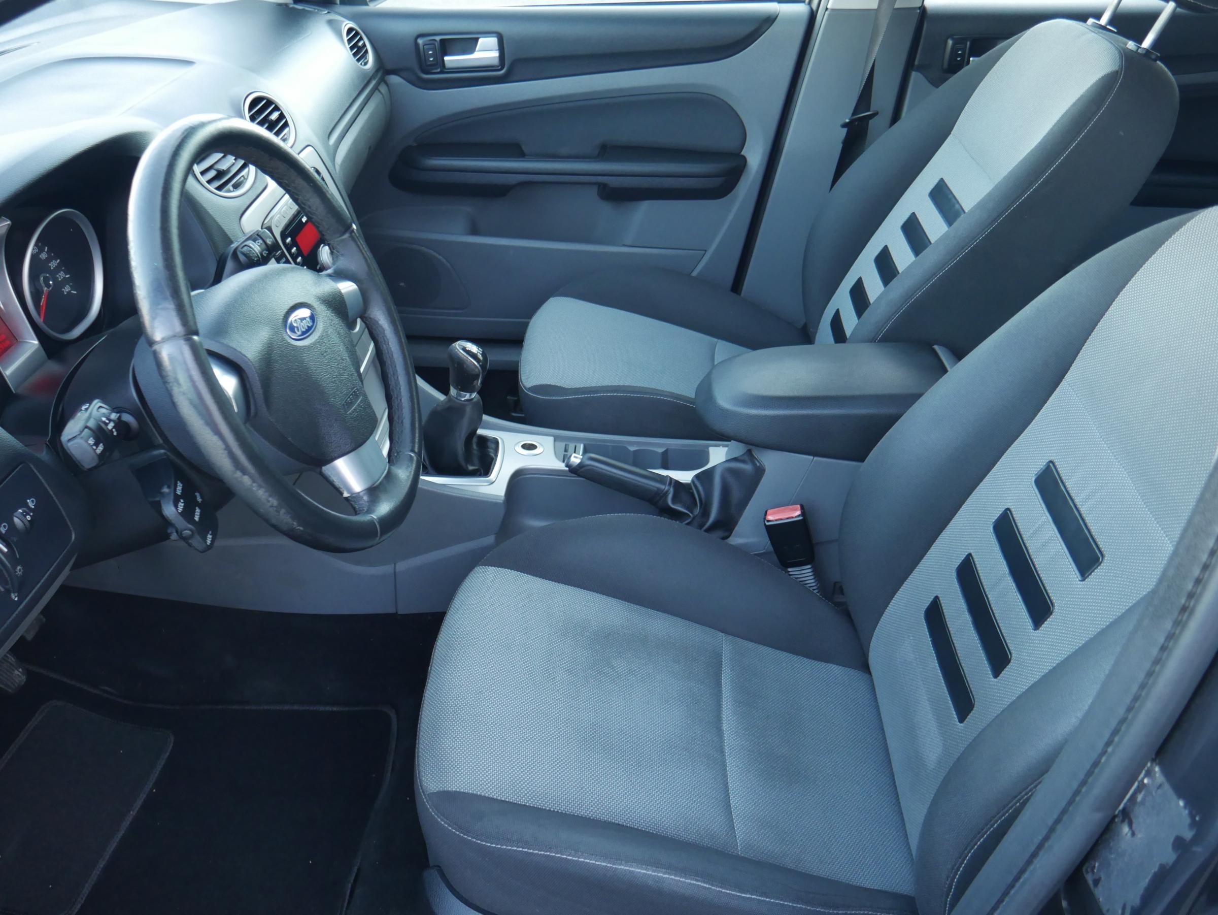 Ford Focus, 2009 - pohled č. 9