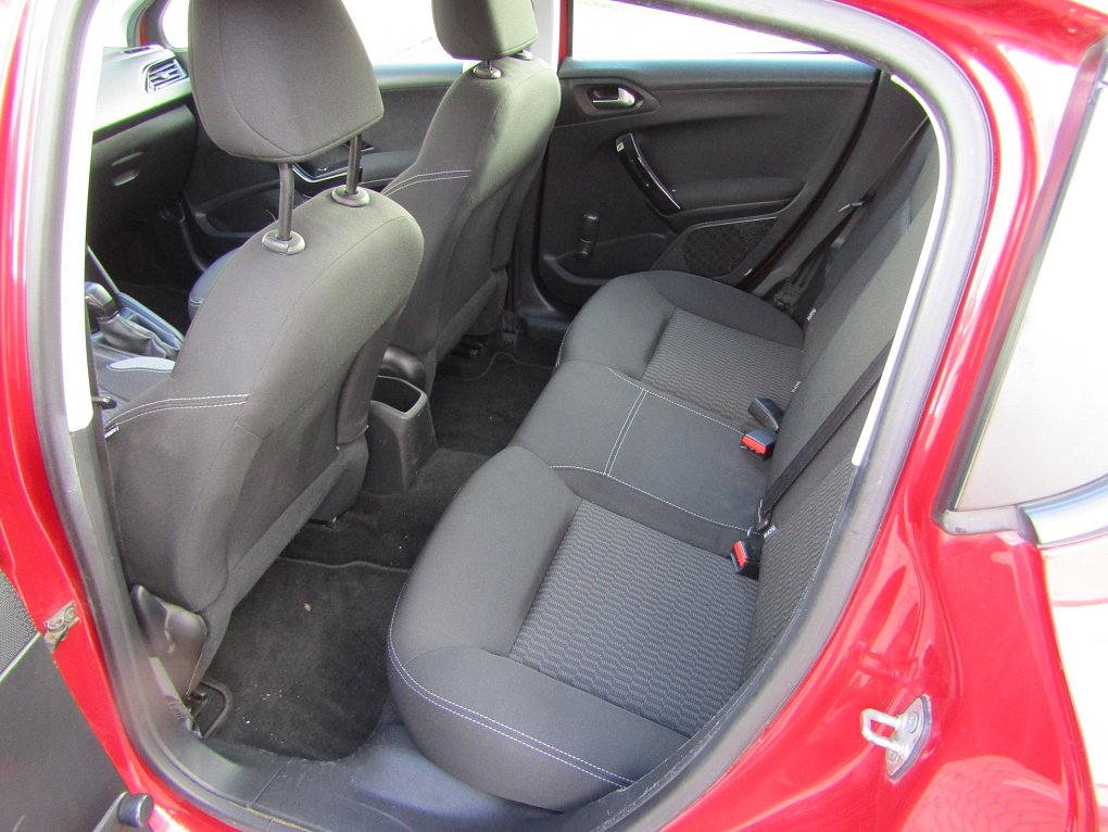 Peugeot 208 1.2PT Active