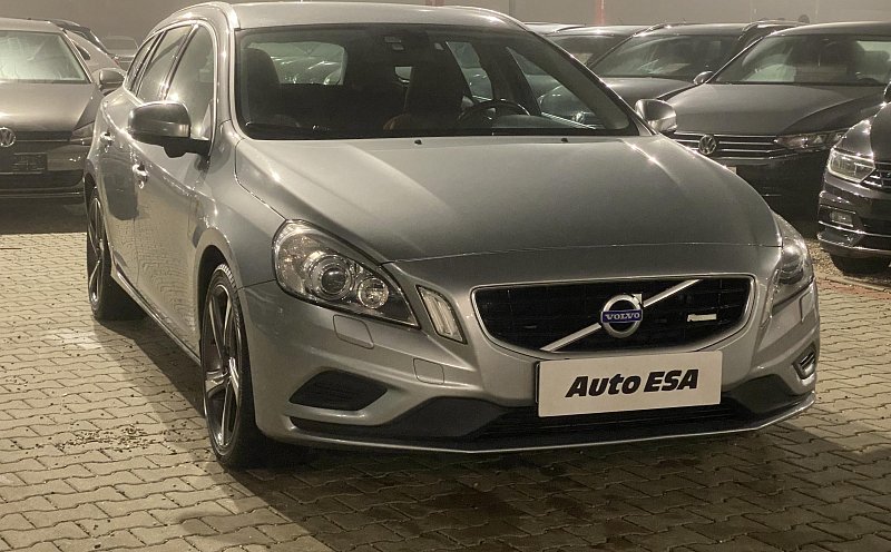 Volvo V60 2.0 D3 