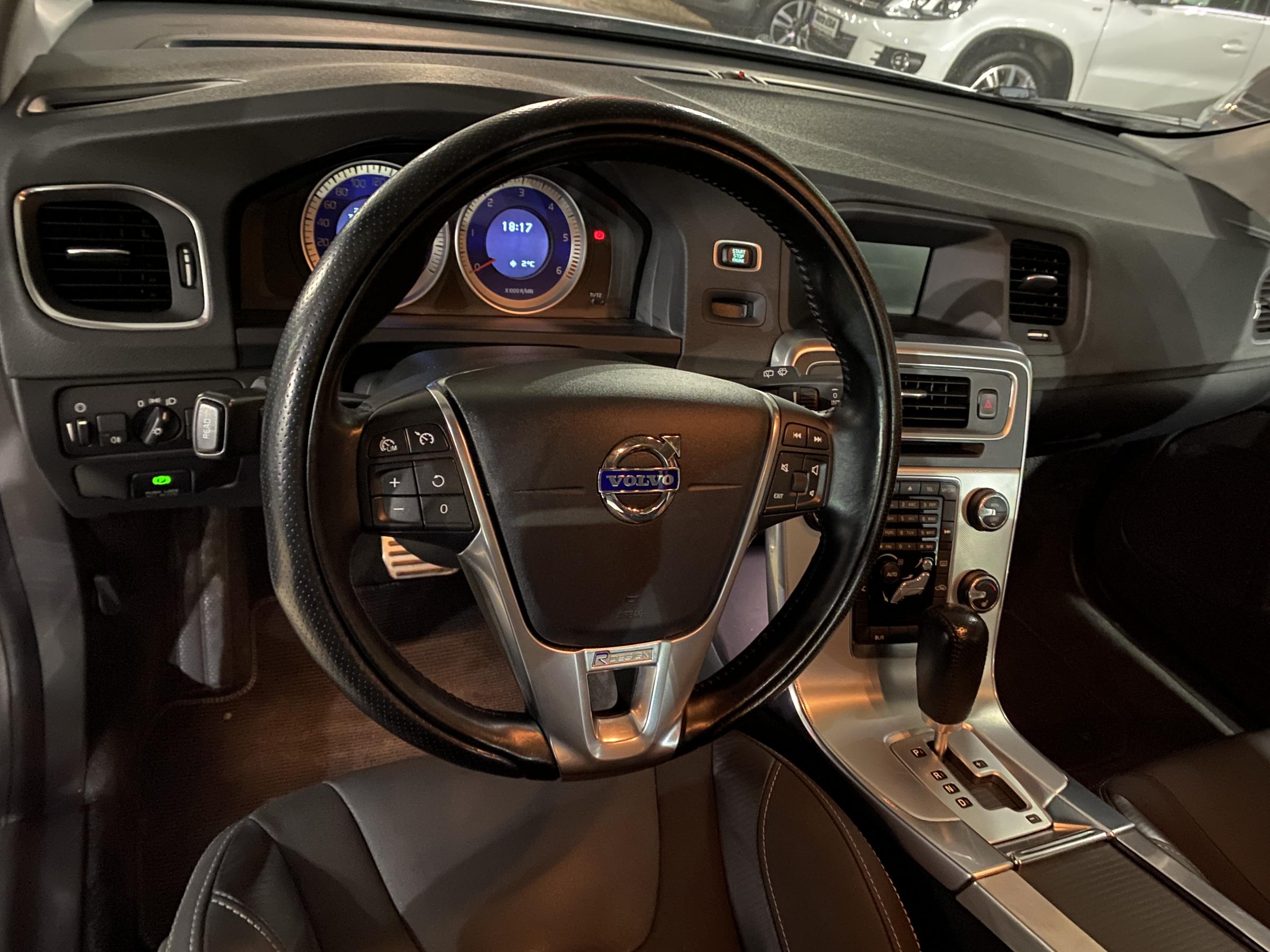 Volvo V60, 2011 - pohled č. 12