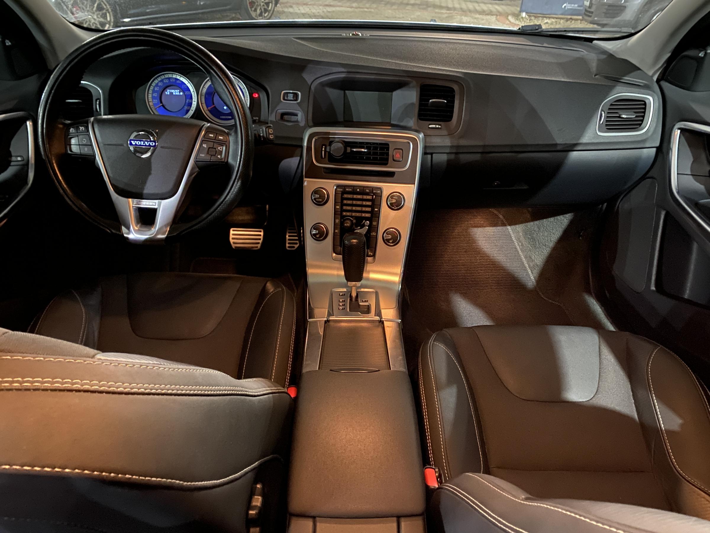 Volvo V60, 2011 - pohled č. 8