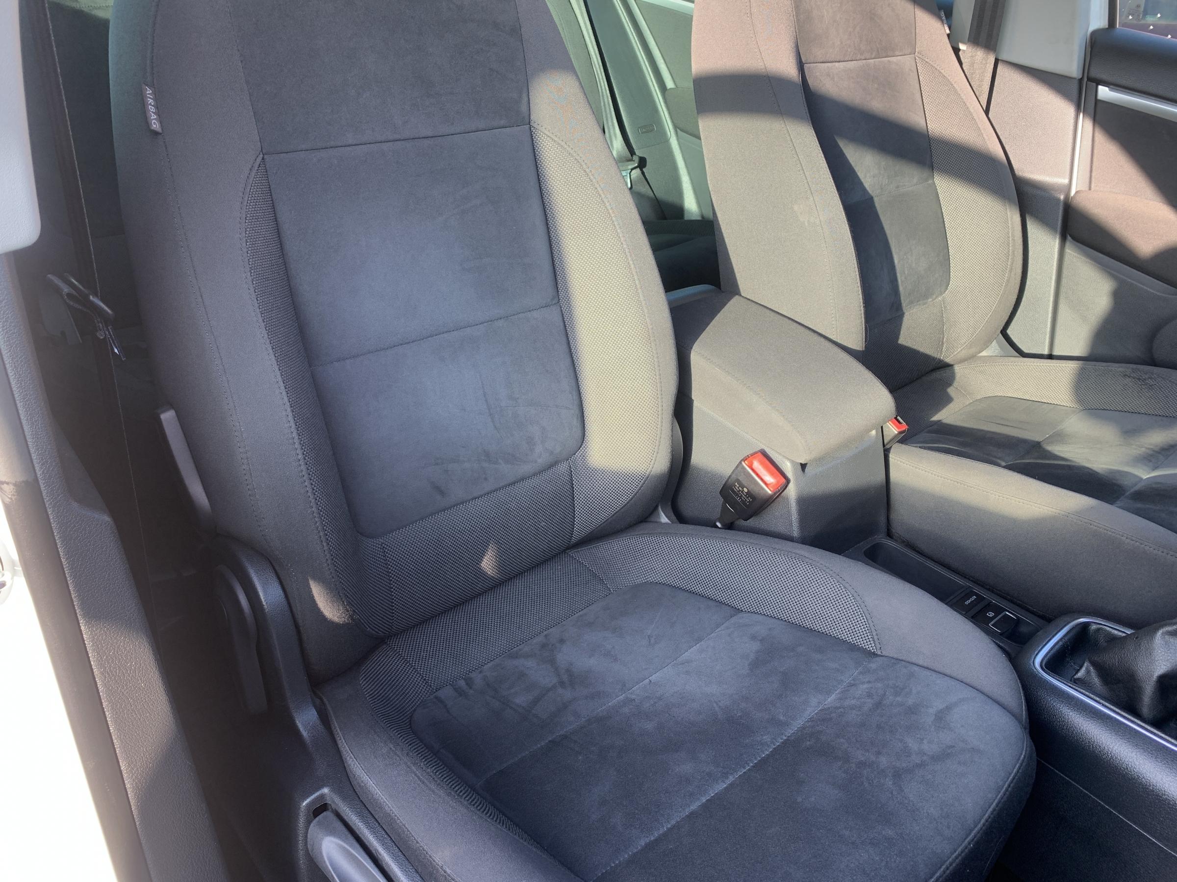 Volkswagen Tiguan, 2013 - pohled č. 12