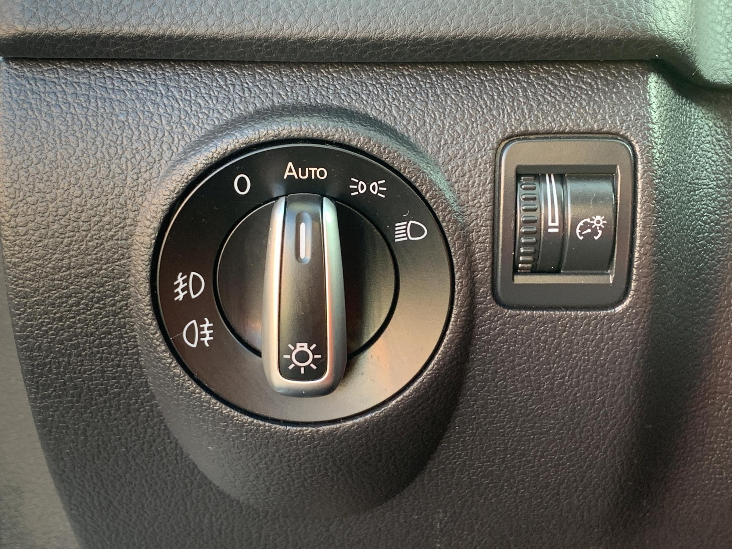 Volkswagen Tiguan, 2013 - pohled č. 21