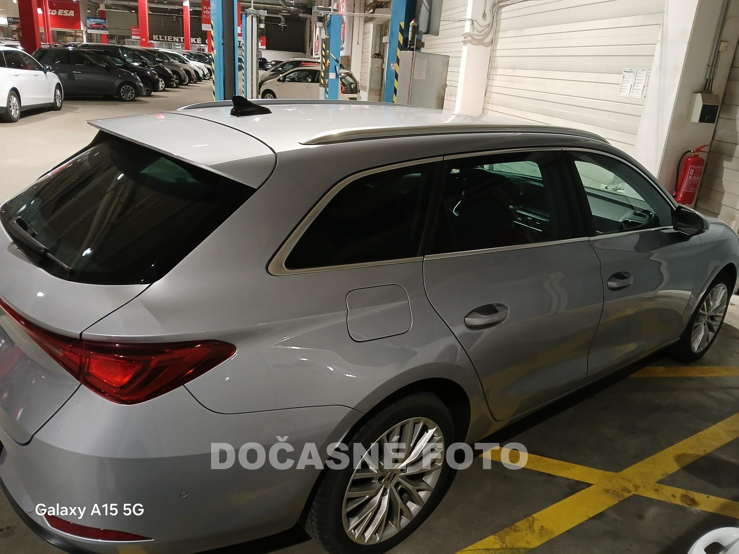 Seat Leon, 2022 - pohled č. 2