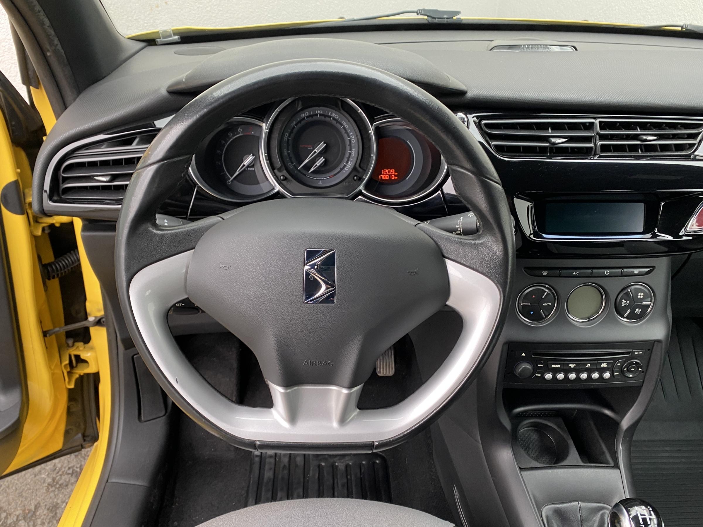 Citroën DS3, 2010 - pohled č. 11