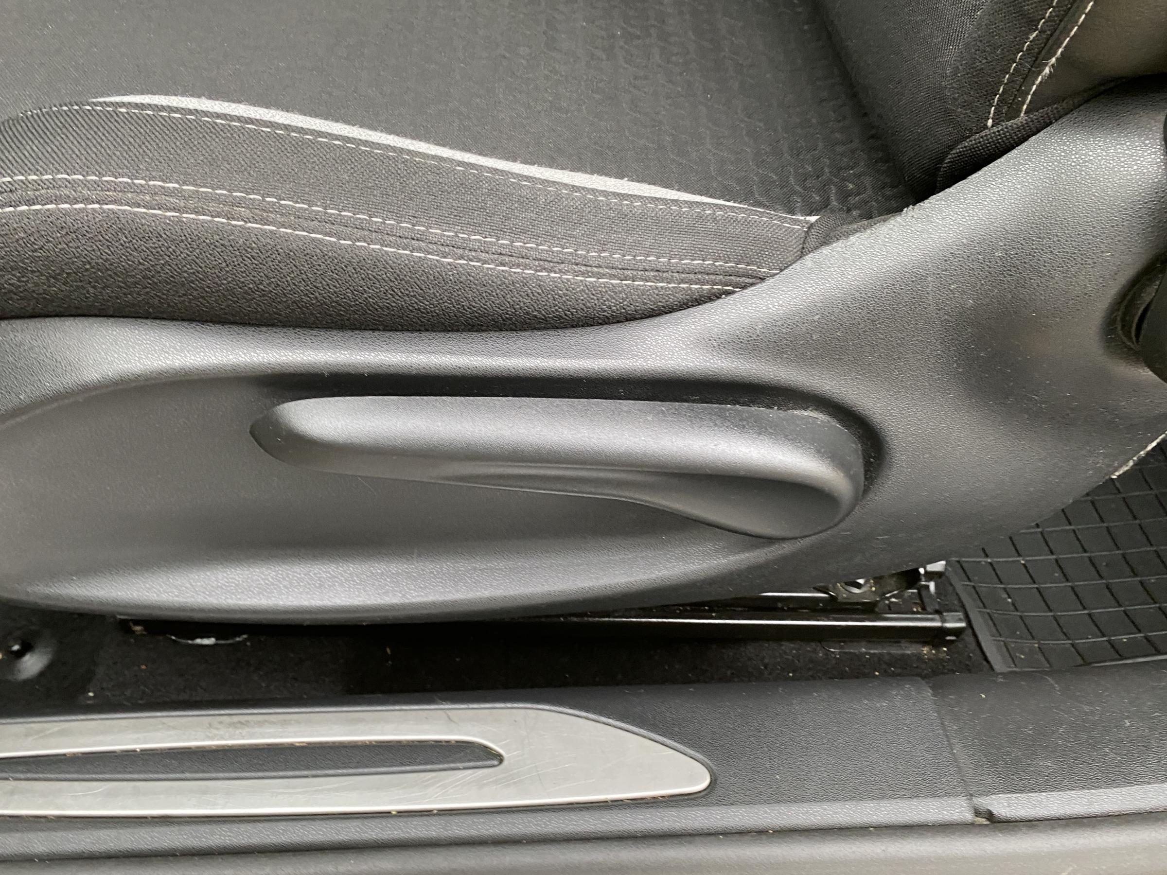 Citroën DS3, 2010 - pohled č. 15