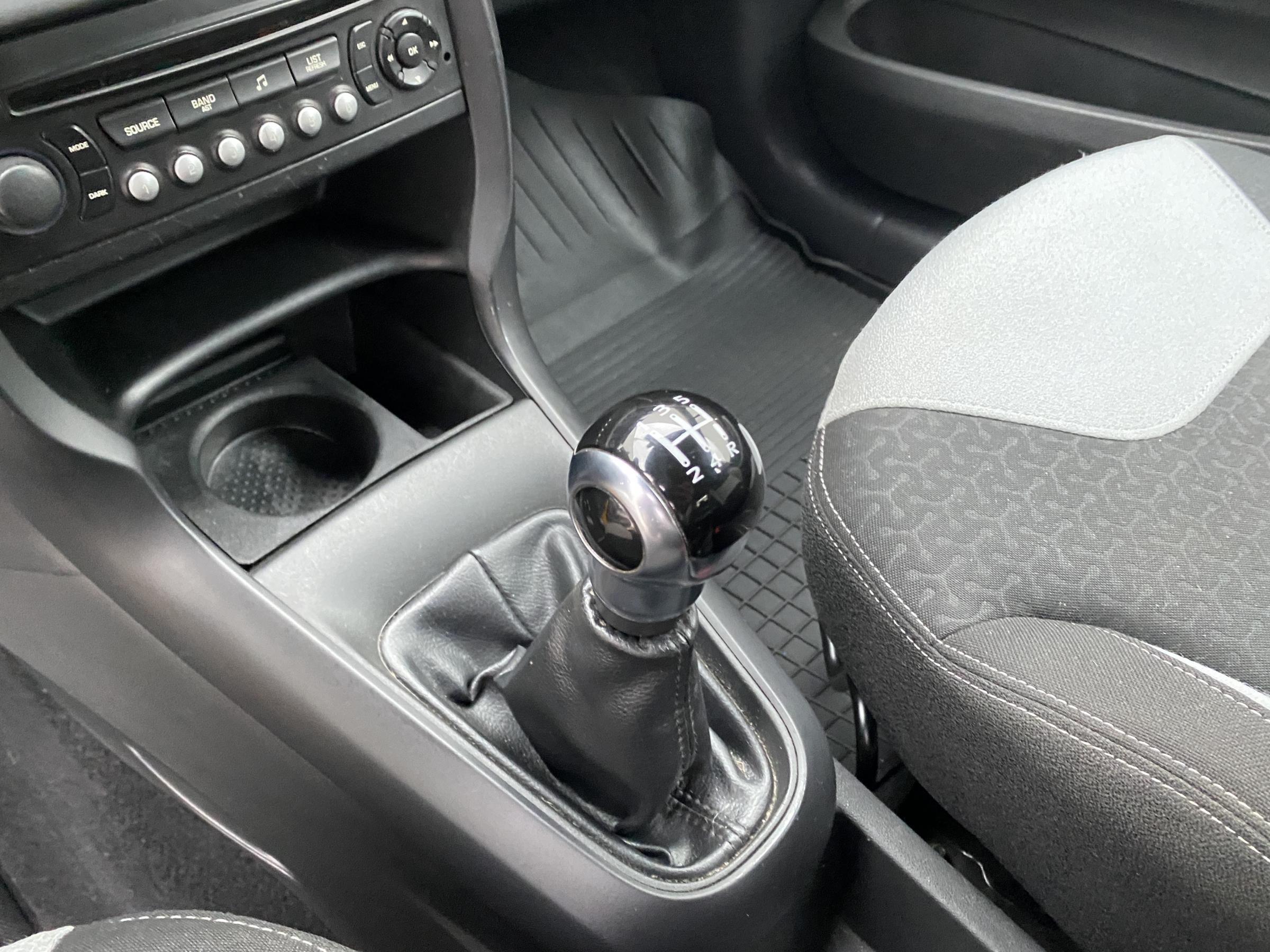 Citroën DS3, 2010 - pohled č. 16