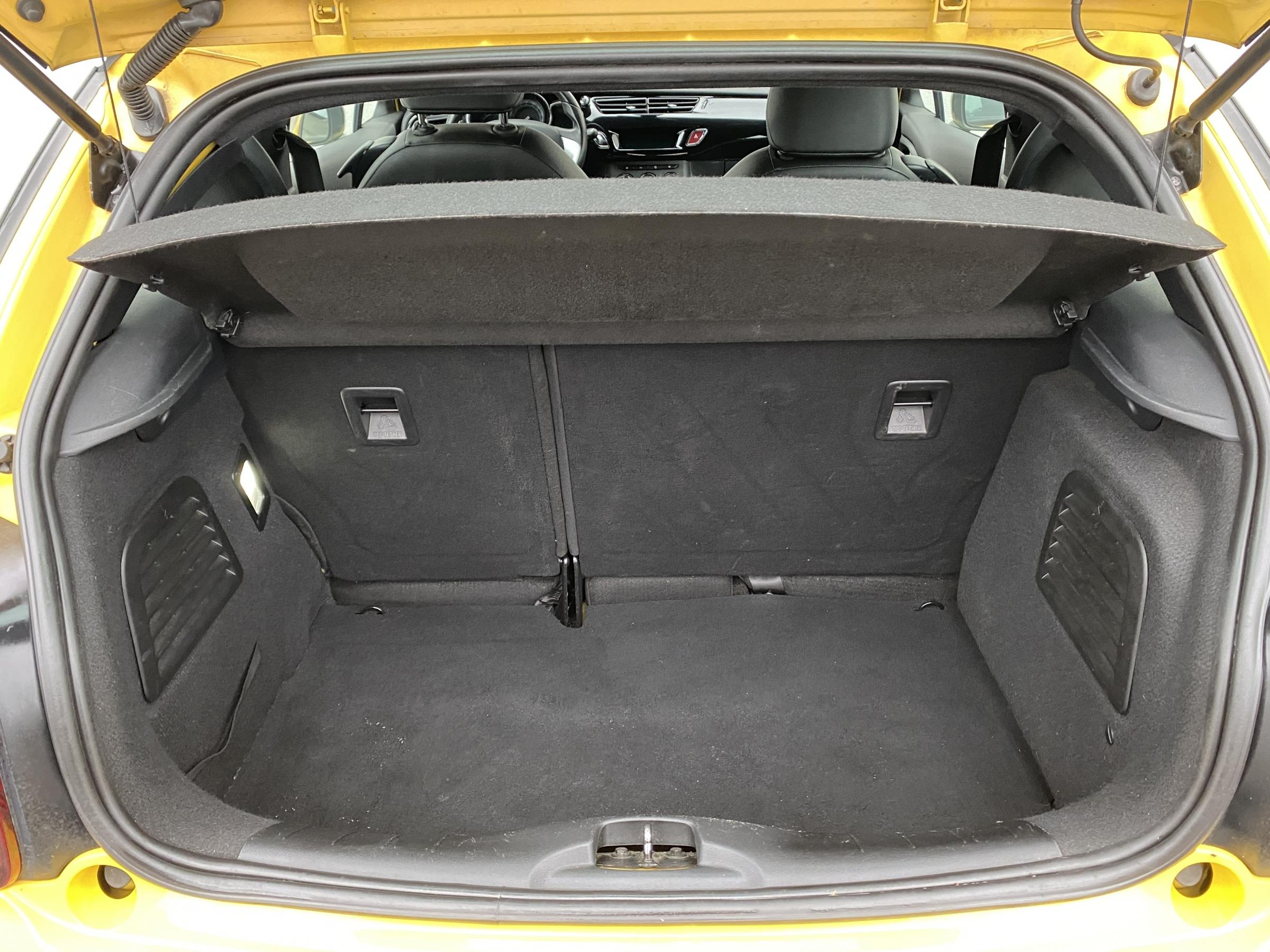 Citroën DS3, 2010 - pohled č. 7