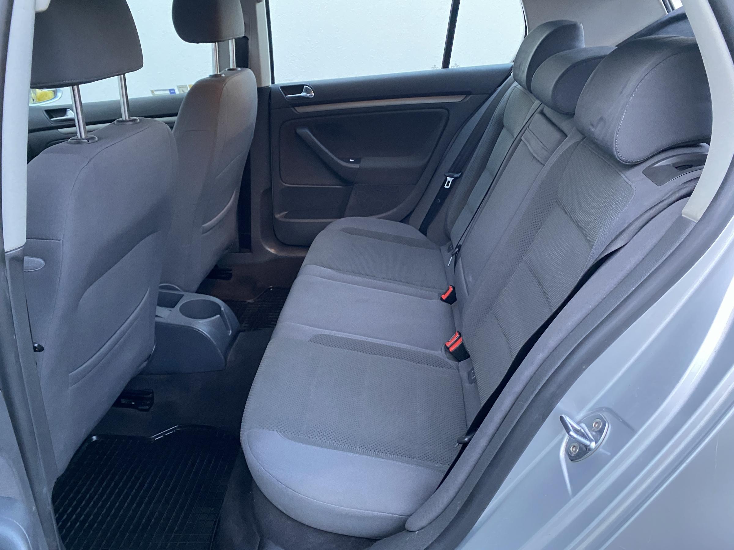 Volkswagen Golf, 2005 - pohled č. 10