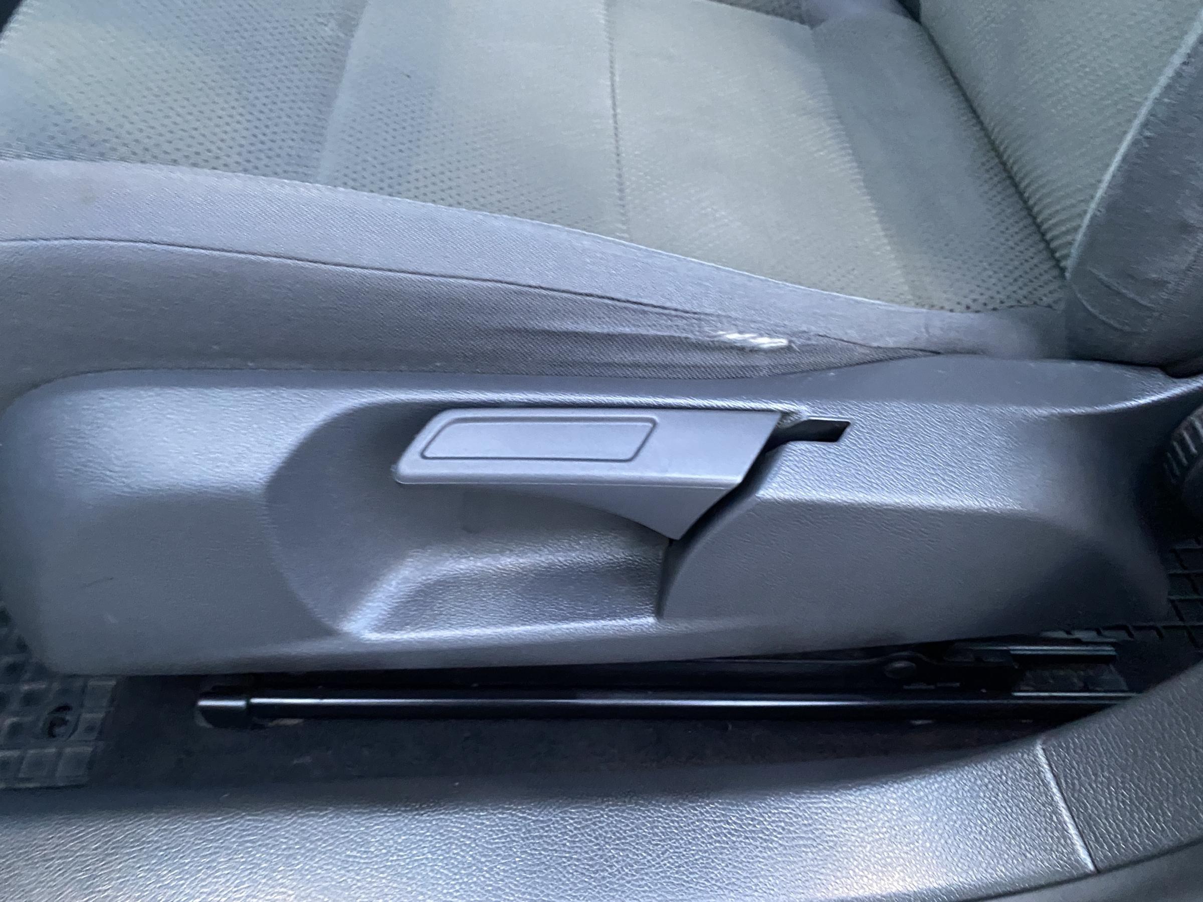 Volkswagen Golf, 2005 - pohled č. 14